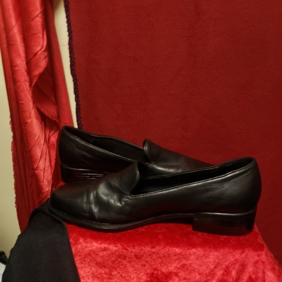 VICTORIA SPENCER-"AUSTIN"-BLACK LEATHER SLIP ON LOAFER/Sz. - Picture 2 of 7